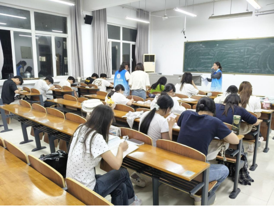 a09db1ccac5e4456a41d95642369b37e.png